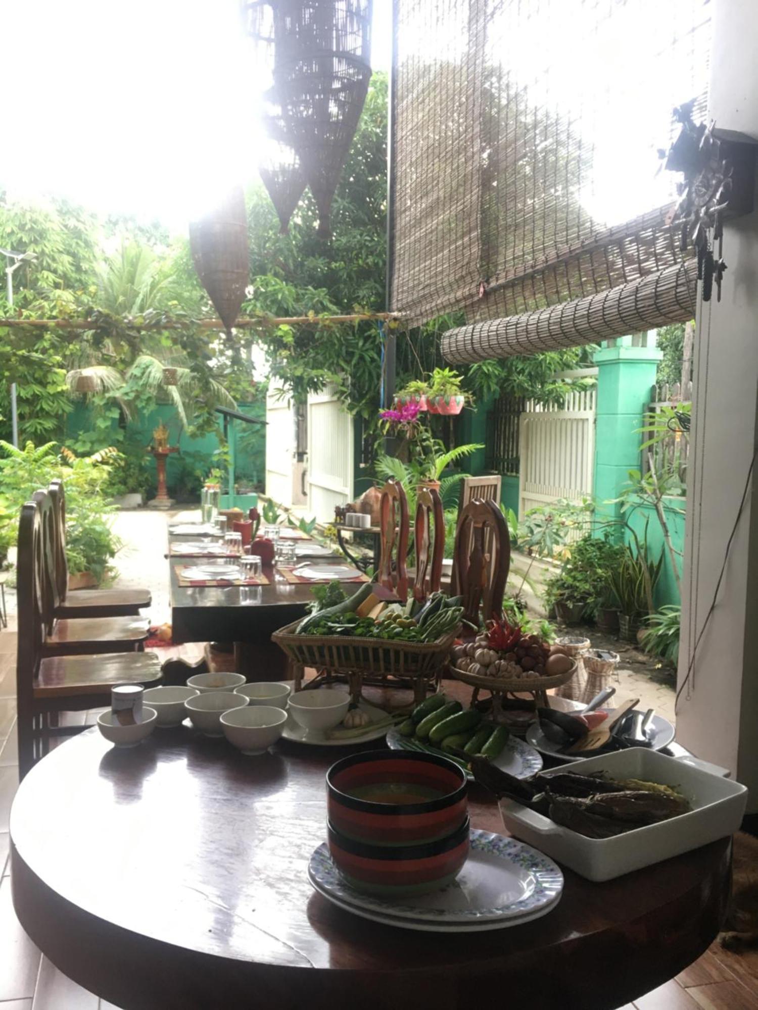Bloom Garden Bed & Breakfast เสียมราฐ ภายนอก รูปภาพ
