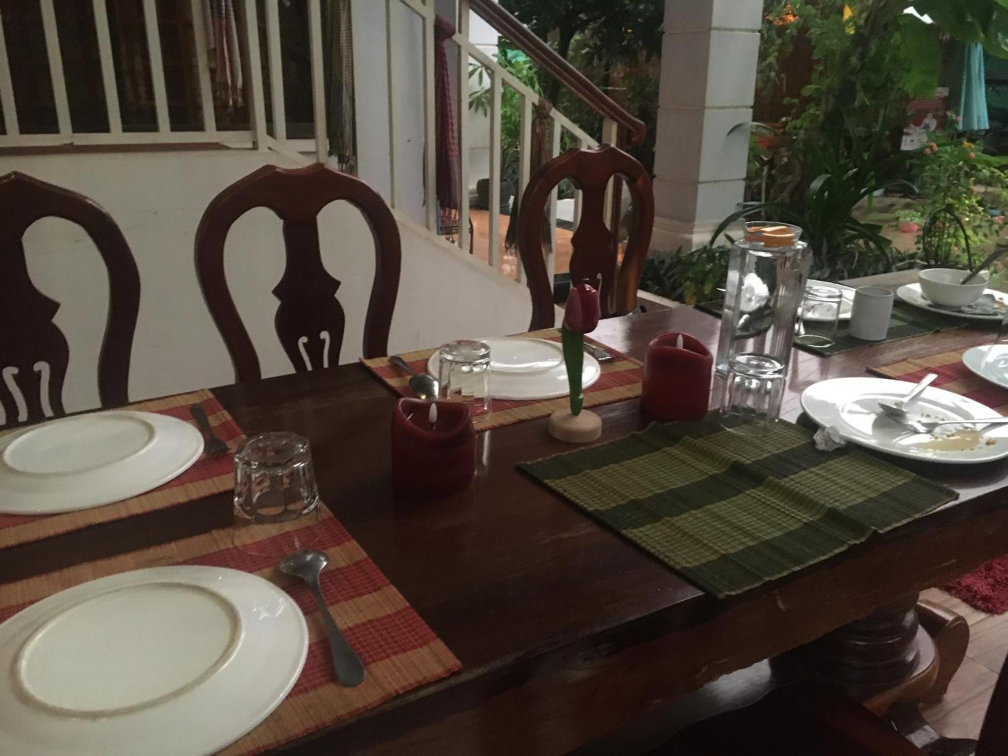 Bloom Garden Bed & Breakfast เสียมราฐ ภายนอก รูปภาพ